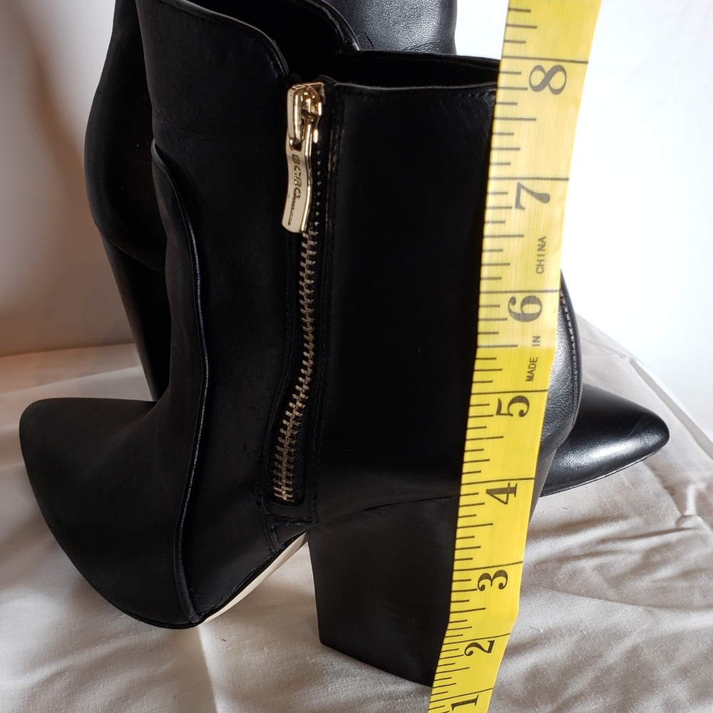 BCBG Generation 8.5 - Picture 4 of 11